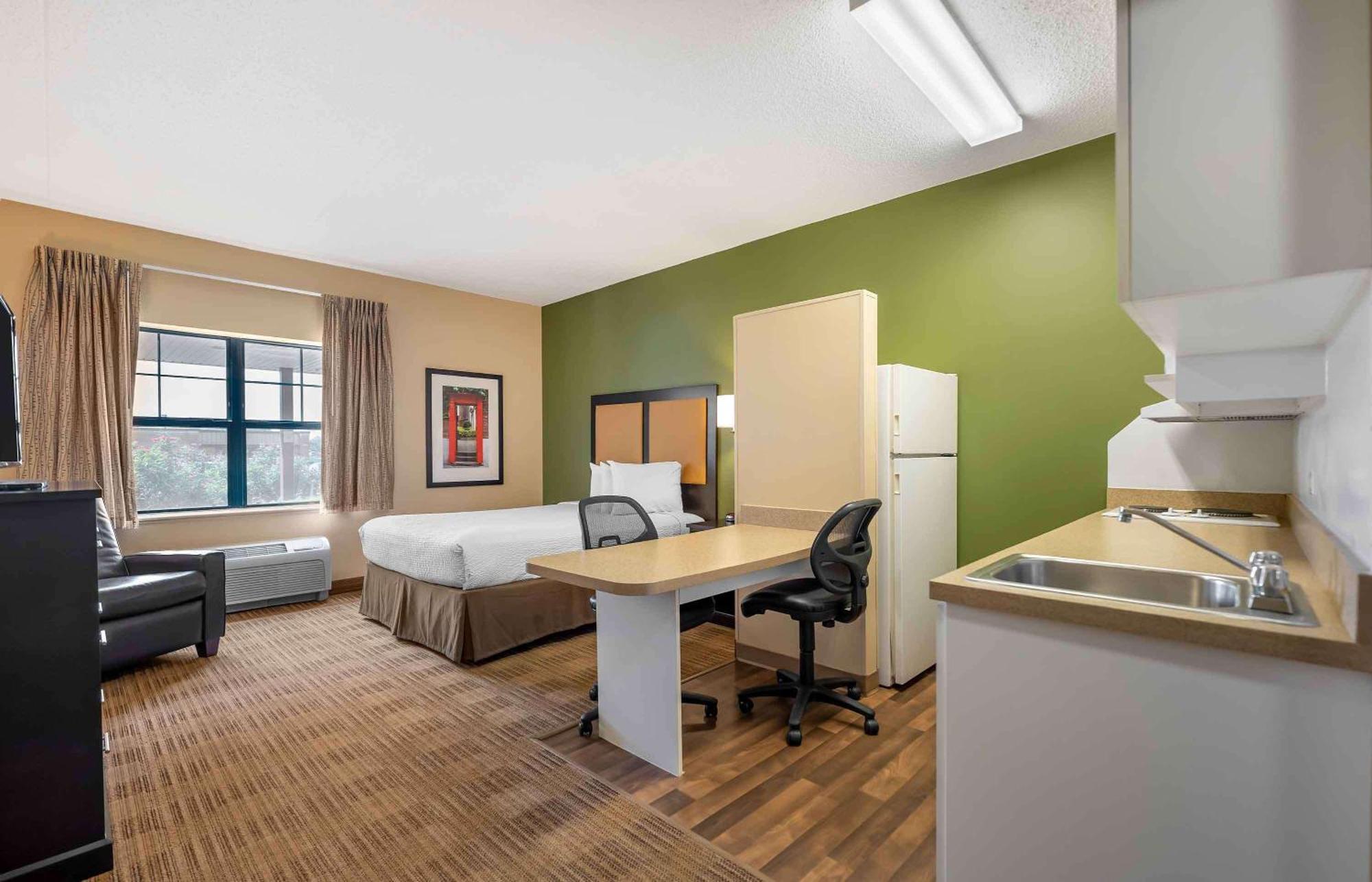 Extended Stay America Suites - Chicago - Итаска Екстериор снимка